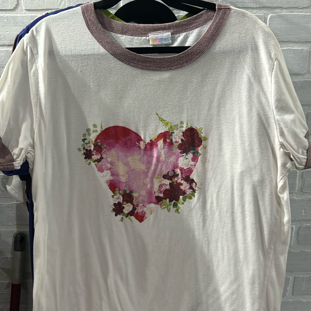 LuLaRoe Liv T